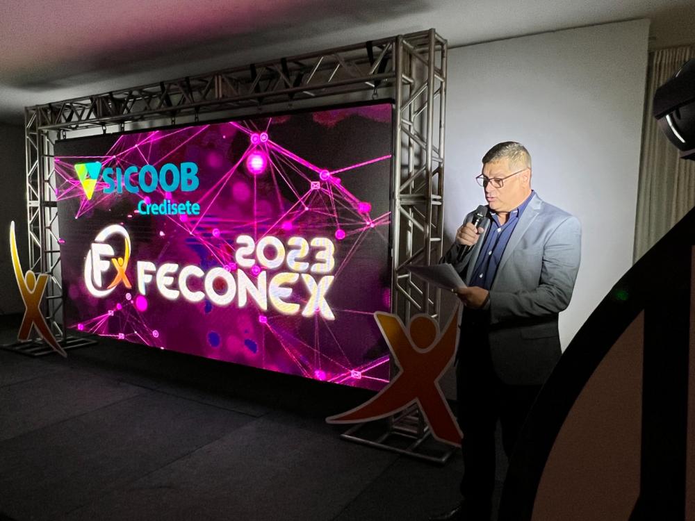 Leonardo Chaves Costa, presidente do Conselho de Administração do Sicoob Credisete, durante lançamento da Feconex 2023